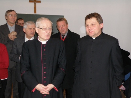 Ks. proboszcz Kazimierz Piastowski i ks. Bogdan Kołodziejczyk